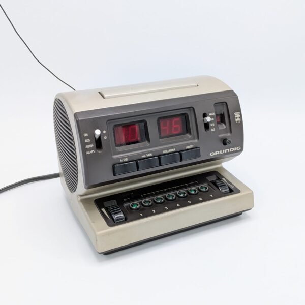 Grundig Sonoclock 550a '77-'78 - imagine 5