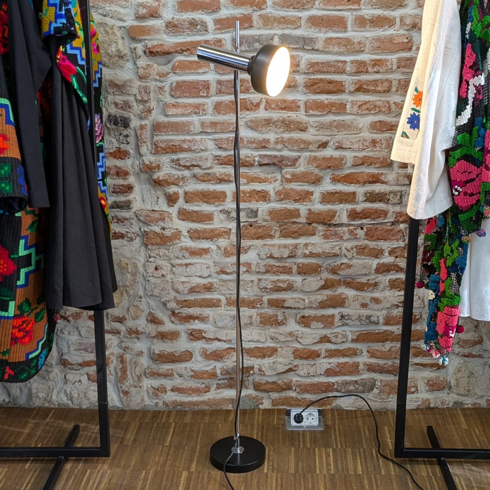 Lampă de podea minimalistă 1967