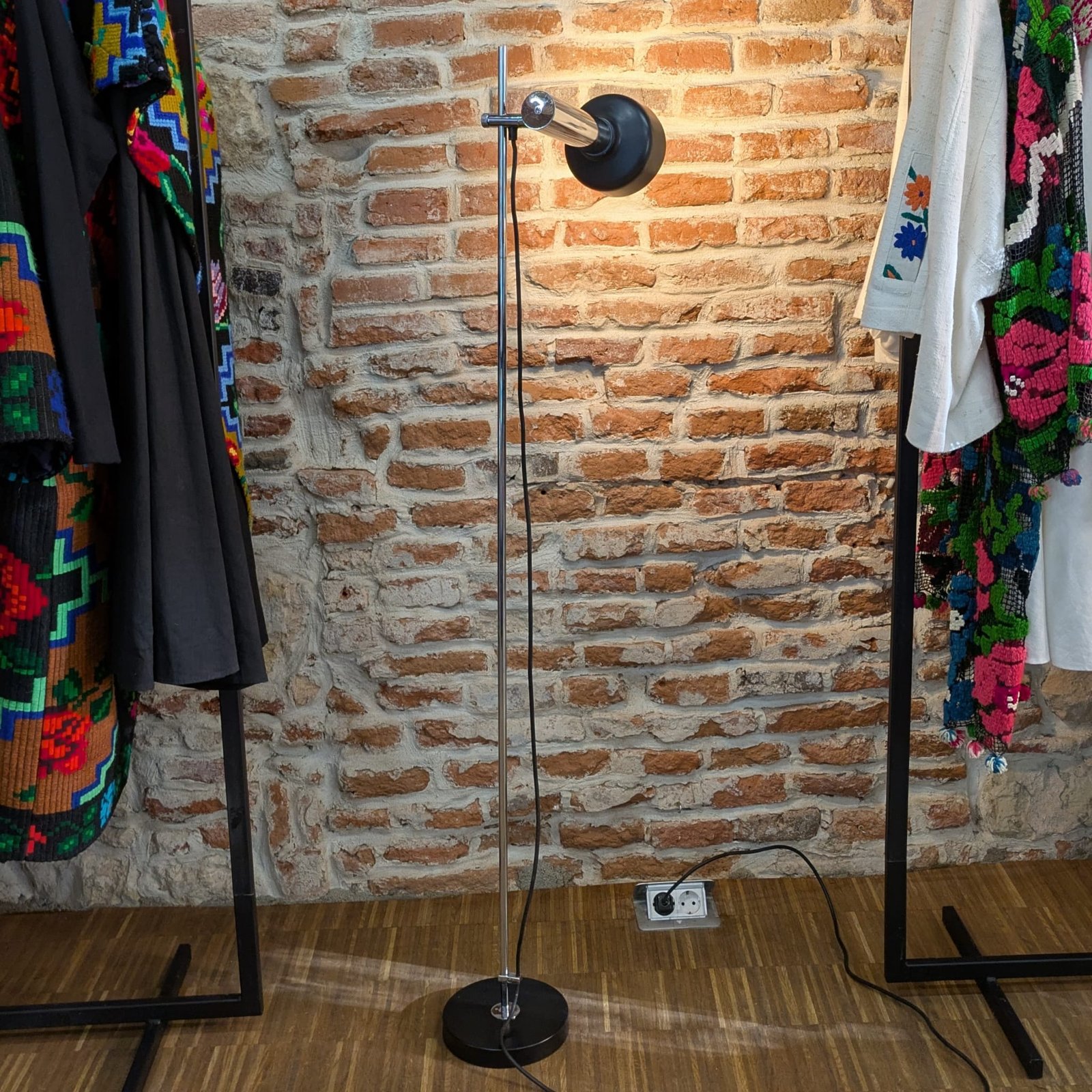 Lampă de podea minimalistă 1967 - imagine 2