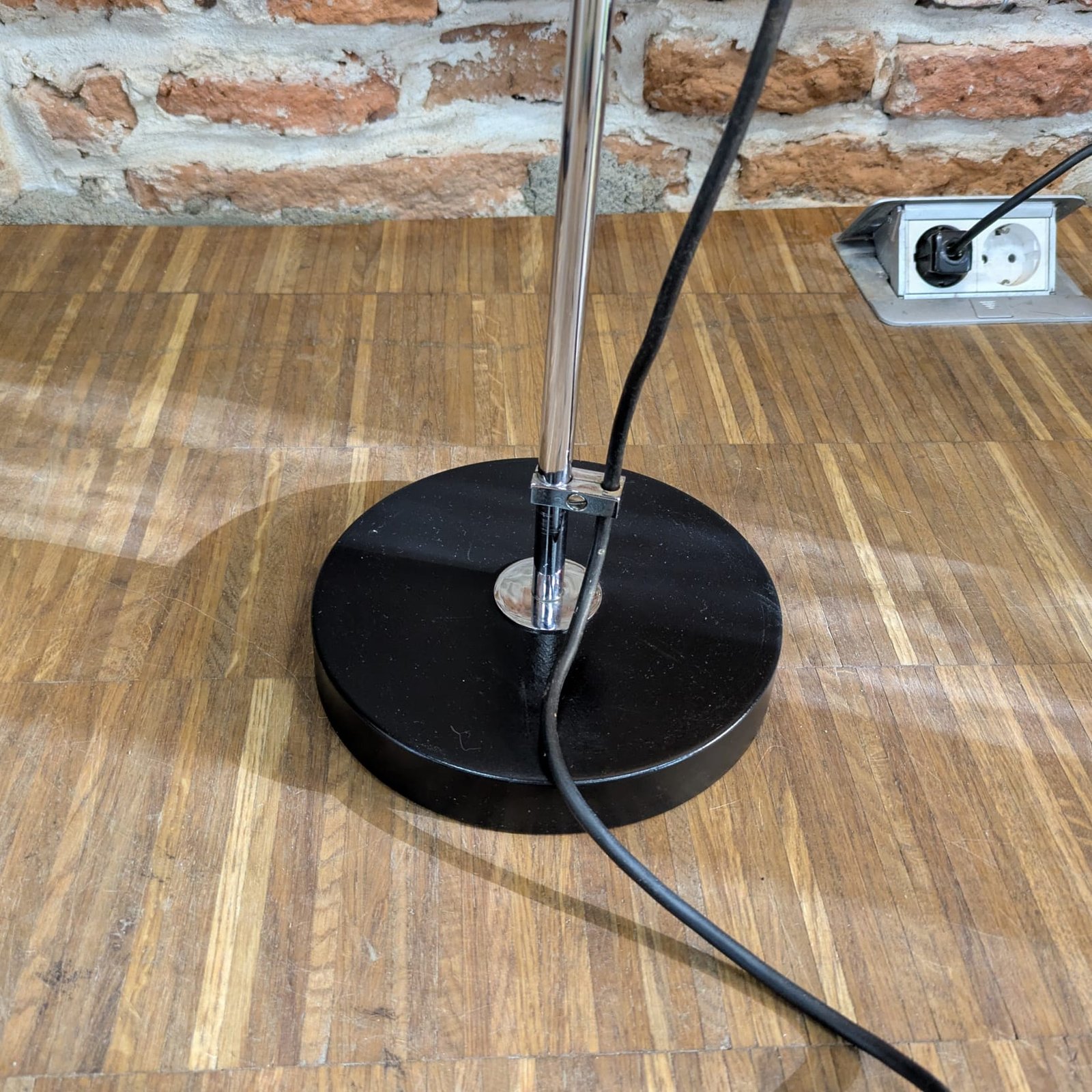 Lampă de podea minimalistă 1967 - imagine 5